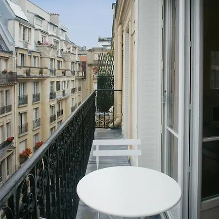 Robert Le Coin - 4 Adults Apartament *